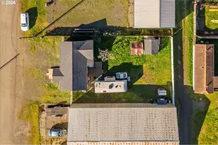 130 S 7th St, Lakeside, OR 97449 - Photo 32