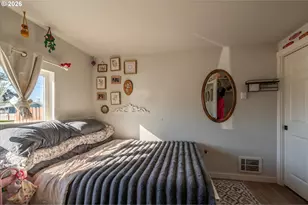 130 S 7th St, Lakeside, OR 97449 - Photo 22