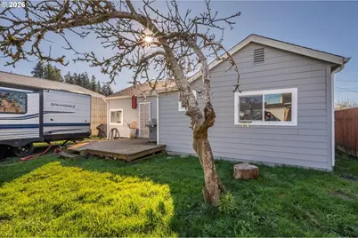 130 S 7th St, Lakeside, OR 97449 - Photo 28