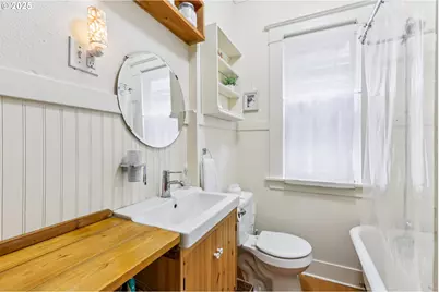 2058 NW Flanders St #5-2, Portland, OR 97209 - Photo 16