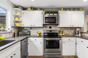 905 NW 19th St, McMinnville, OR 97128 - Photo 12