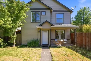 9442 N Macrum Ave, Portland, OR 97203 - Photo 2