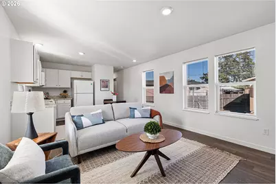 1085 W 1st Ave #L, Junction City, OR 97448 - Photo 2