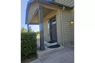 1363 Jefferson St, Independence, OR 97351 - Photo 2