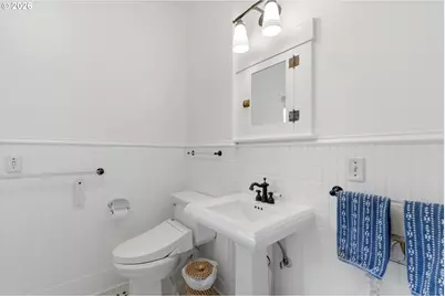 7060 SE 13th Ave, Portland, OR 97202 - Photo 18