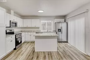 7642 SW 205th Terrace, Beaverton, OR 97007 - Photo 12