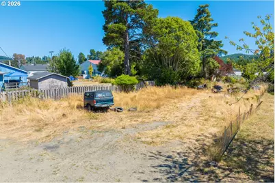 245 Hall Ln, Lakeside, OR 97449 - Photo 8