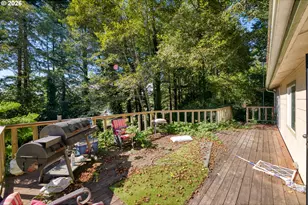 96951 Hampton Rd, Brookings, OR 97415 - Photo 32