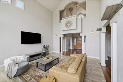 35512 Sunnyhill Ln, Pleasant Hill, OR 97455 - Photo 10