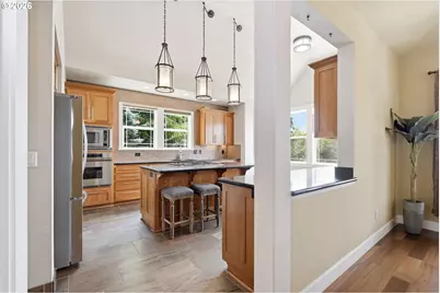 35512 Sunnyhill Ln, Pleasant Hill, OR 97455 - Photo 14