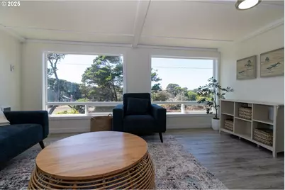 4589 Meares St, Florence, OR 97439 - Photo 6