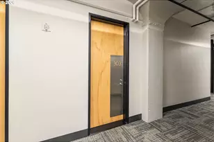 300 NW 8th Ave, Portland, OR 97209 - Photo 16