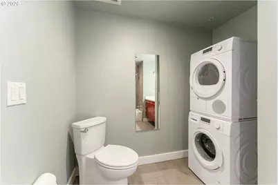 300 NW 8th Ave #303, Portland, OR 97209 - Photo 14