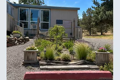 7872 SE Thompson Ct, Prineville, OR 97754 - Photo 2