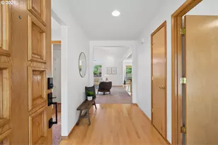 2446 SW Barbara St, McMinnville, OR 97128 - Photo 4