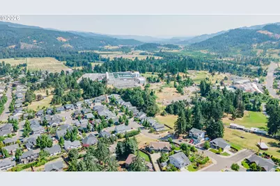 0 37th St, Springfield, OR 97477 - Photo 10
