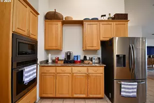 1356 SE Laurel Ct, Roseburg, OR 97470 - Photo 10