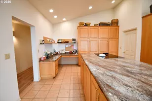 1356 SE Laurel Ct, Roseburg, OR 97470 - Photo 14