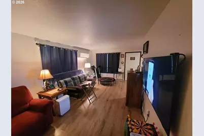 412 NW 8th St, Pendleton, OR 97801 - Photo 6