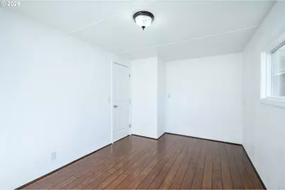 500 N Gilwood St #21, Carlton, OR 97111 - Photo 14