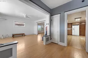 3403 NE Broadway St, Portland, OR 97232 - Photo 6