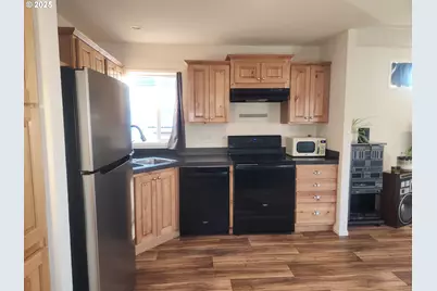 515 SE Sheridan Rd #6, Sheridan, OR 97378 - Photo 8