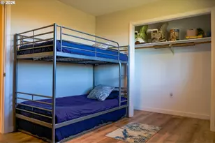 345 S Crestline Dr, Waldport, OR 97394 - Photo 14