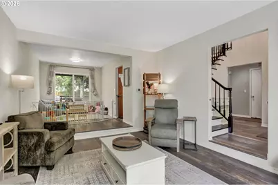 4330 SE Sweetbriar Ct, Troutdale, OR 97060 - Photo 4