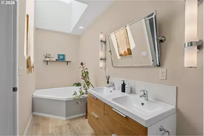 5623 SE Alder St, Portland, OR 97215 - Photo 18