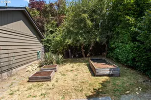 5623 SE Alder St, Portland, OR 97215 - Photo 40