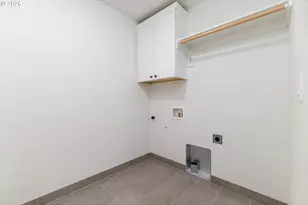 2263 SW Phyllis Pl, Gresham, OR 97080 - Photo 32