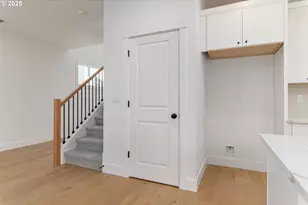 2263 SW Phyllis Pl, Gresham, OR 97080 - Photo 16