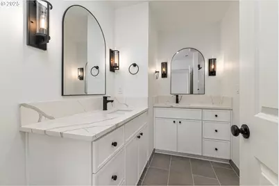 2263 SW Phyllis Pl, Gresham, OR 97080 - Photo 22