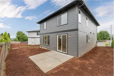 2263 SW Phyllis Pl, Gresham, OR 97080 - Photo 34