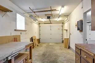 2015 Camellia Way, Woodburn, OR 97071 - Photo 26