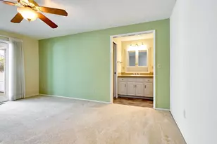 2015 Camellia Way, Woodburn, OR 97071 - Photo 14