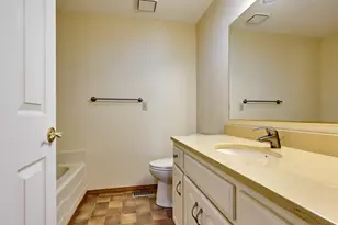 2015 Camellia Way, Woodburn, OR 97071 - Photo 20