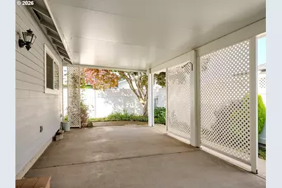 2015 Camellia Way, Woodburn, OR 97071 - Photo 40