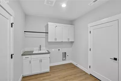12188 SW Autumnview St, Tigard, OR 97224 - Photo 36
