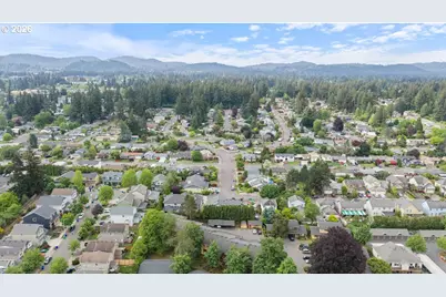 17501 NE Clackamas St, Portland, OR 97230 - Photo 38
