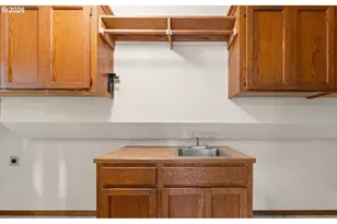 17501 NE Clackamas St, Portland, OR 97230 - Photo 14