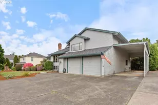 17501 NE Clackamas St, Portland, OR 97230 - Photo 2
