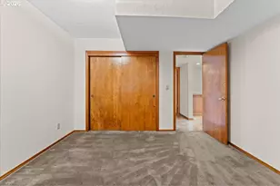 17501 NE Clackamas St, Portland, OR 97230 - Photo 28