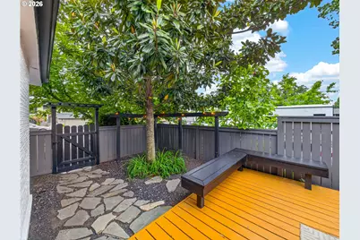 6903 Glen Echo Ave #B, Gladstone, OR 97027 - Photo 4