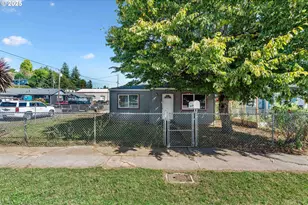 805 C St, Myrtle Point, OR 97458 - Photo 30