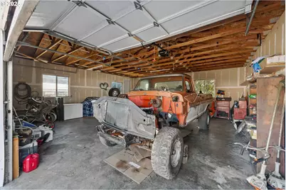 805 C St, Myrtle Point, OR 97458 - Photo 22