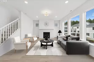 811 Misty Ln, Forest Grove, OR 97116 - Photo 2