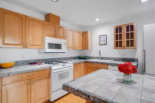 8310 N Edison St, Portland, OR 97203 - Photo 14