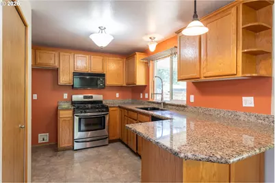162 SE Wildwood Way, Myrtle Creek, OR 97457 - Photo 16
