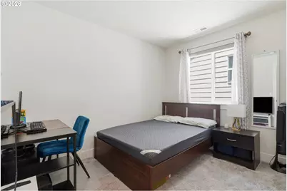 10045 SE Clinton St, Portland, OR 97266 - Photo 20